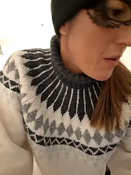 Hexe12346 online show from 23, 11, 2025