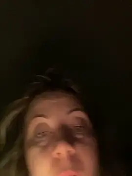 Snapshot of Lyannabuena69 chatting on 9, 12, 2024 Lyannabuena69 online show from 9, 12, 2024