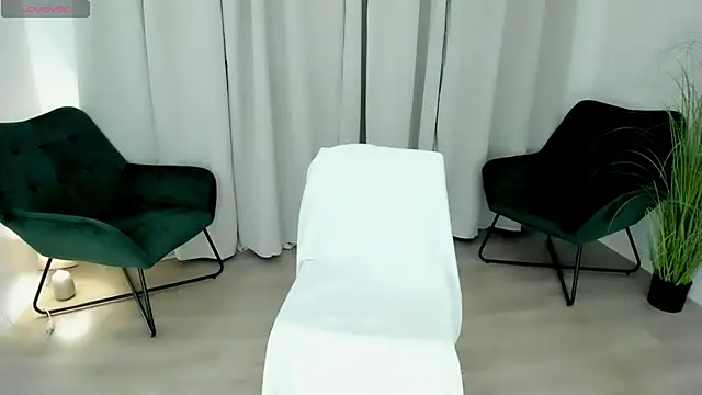 amy live online show from 8, 3, 2025