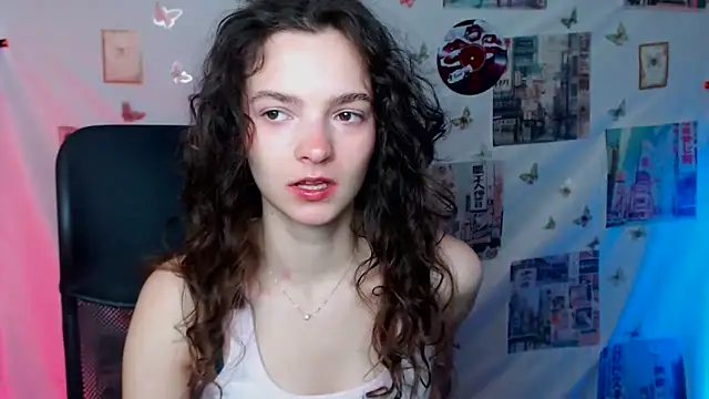 Snapshot of _SusieSu_ chatting on 23, 4, 2026 SusieSu online show from 23, 4, 2026