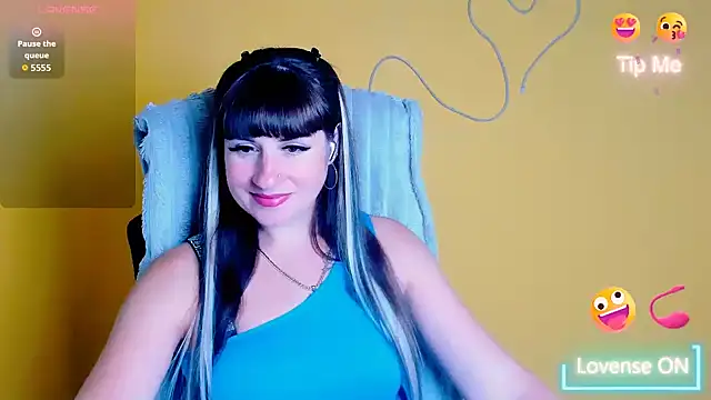 Snapshot of Violla_My chatting on 8, 7, 2026 Violla My online show from 8, 7, 2026
