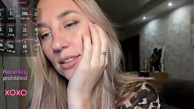 lady Nati online show from 9, 11, 2025