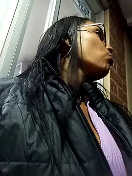 Sara-77 online show from 5, 2, 2025