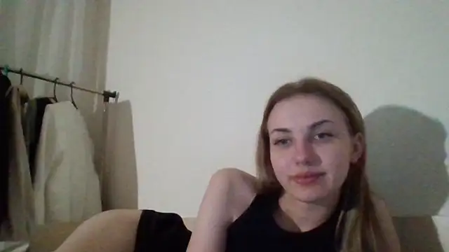 Snapshot of Sweety_Nika chatting on 29, 12, 2024 Sweety Nika online show from 29, 12, 2024