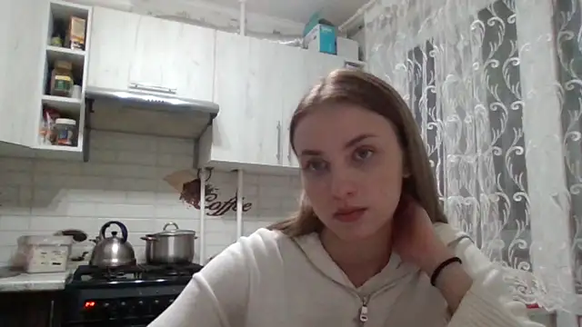 Snapshot of Sweety_Nika chatting on 18, 1, 2025 Sweety Nika online show from 18, 1, 2025