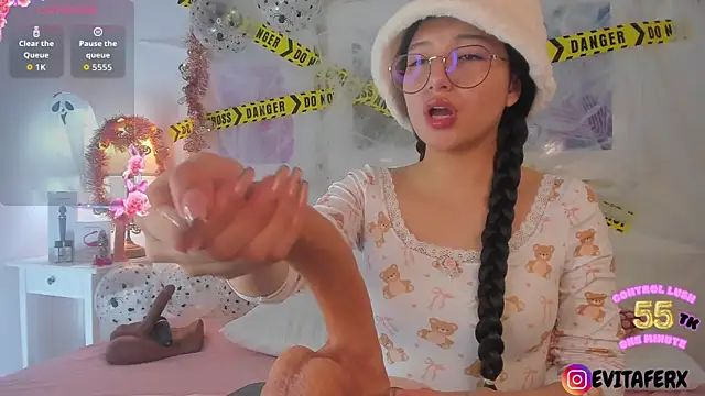 Snapshot of Eva_depp chatting on 28, 10, 2025 Eva depp online show from 28, 10, 2025