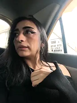 Lila Desiree online show from 12, 11, 2025