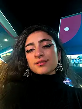 Lila Desiree online show from 14, 4, 2026