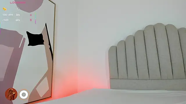 Nikki Angel  online show from 15, 12, 2025