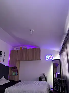 sue   0 online show from 22, 3, 2025