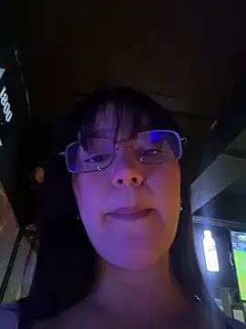 ValenG023 online show from 11, 12, 2024