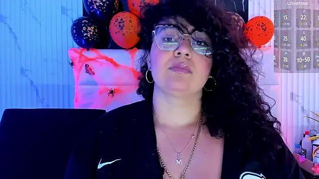 Reginavegaa online show from 30, 10, 2025