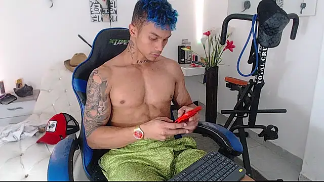 Snapshot of Leonard_Price chatting on 22, 3, 2025 Leonard Price online show from 22, 3, 2025