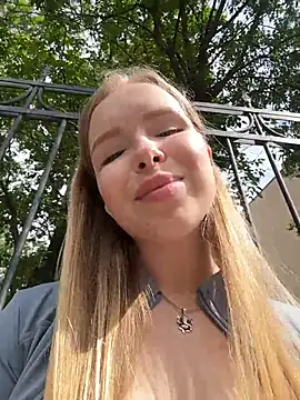 Snapshot of mur_girl chatting on 5, 7, 2026 mur girl online show from 5, 7, 2026