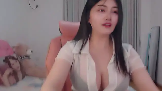 Snapshot of Little-sweet chatting on 16, 3, 2025 Little-sweet online show from 16, 3, 2025