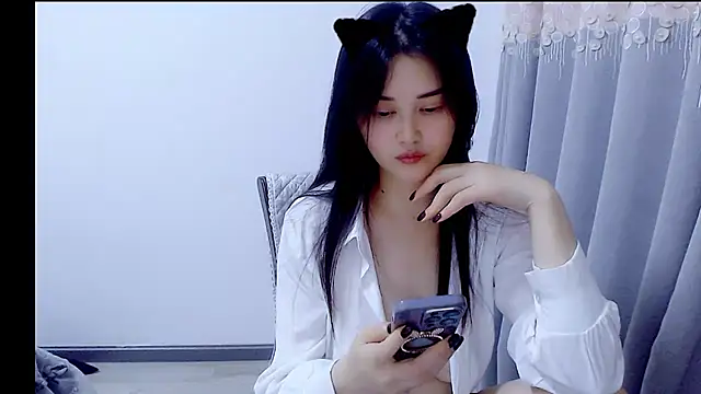 Snapshot of Little-sweet chatting on 9, 11, 2025 Little-sweet online show from 9, 11, 2025