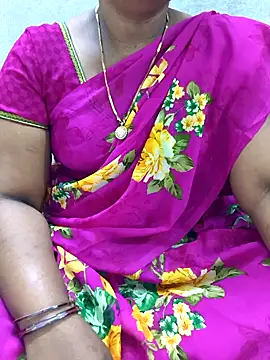 Snapshot of MaaliiiPonuTamil chatting on 10, 6, 2026 MaaliiiPonuTamil online show from 10, 6, 2026