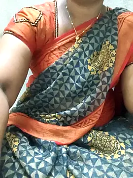 Snapshot of MaaliiiPonuTamil chatting on 12, 6, 2026 MaaliiiPonuTamil online show from 12, 6, 2026