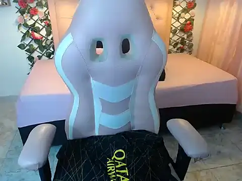 Snapshot of NathaliaSweet_11 chatting on 27, 12, 2024 NathaliaSweet 11 online show from 27, 12, 2024