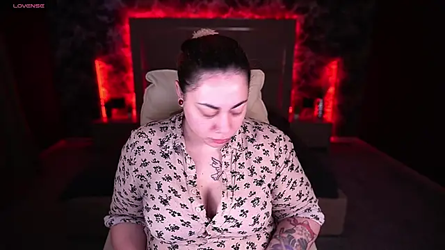 Kittywakee online show from 27, 1, 2025