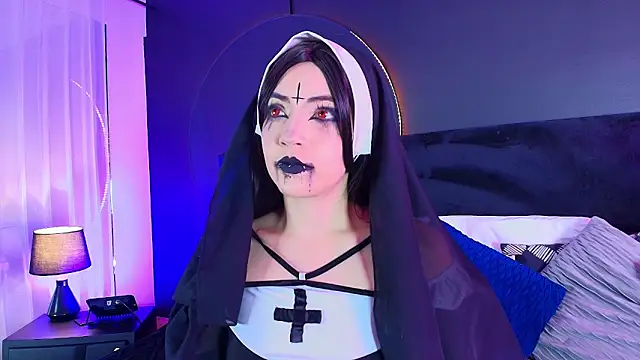 Aylen darkmoor online show from 3, 4, 2026