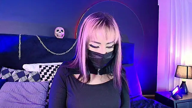 Aylen darkmoor online show from 16, 5, 2026