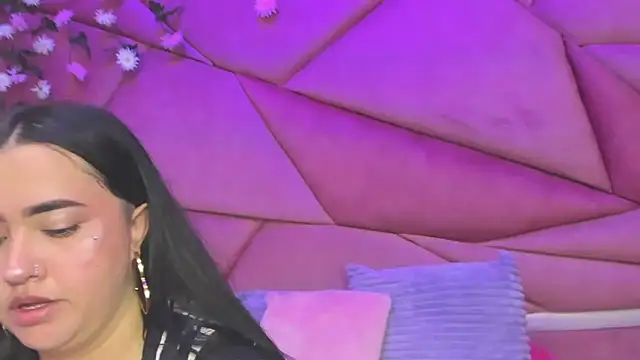 Victoria Rossy online show from 24, 11, 2025