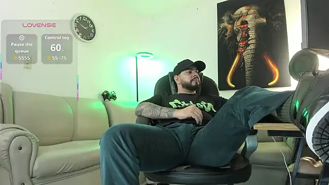 Snapshot of Ethan_Castellano chatting on 2, 2, 2026 Ethan Castellano online show from 2, 2, 2026