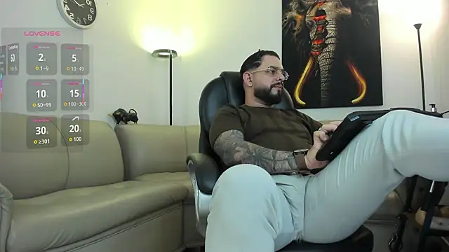 Snapshot of Ethan_Castellano chatting on 11, 2, 2026 Ethan Castellano online show from 11, 2, 2026