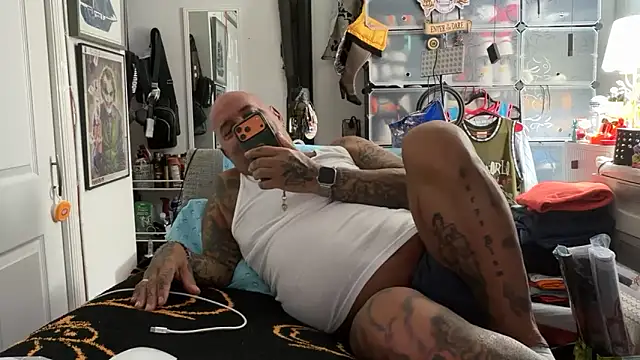 joeytatts66 online show from 4, 11, 2025