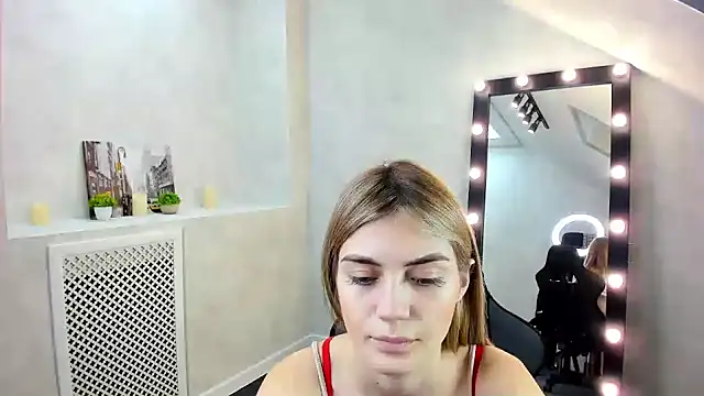 Snapshot of Cherry_Price chatting on 13, 12, 2024 Cherry Price online show from 13, 12, 2024