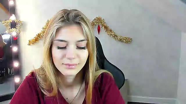 Snapshot of Cherry_Price chatting on 9, 1, 2025 Cherry Price online show from 9, 1, 2025