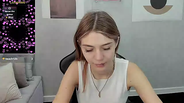 Snapshot of Cherry_Price chatting on 24, 1, 2025 Cherry Price online show from 24, 1, 2025