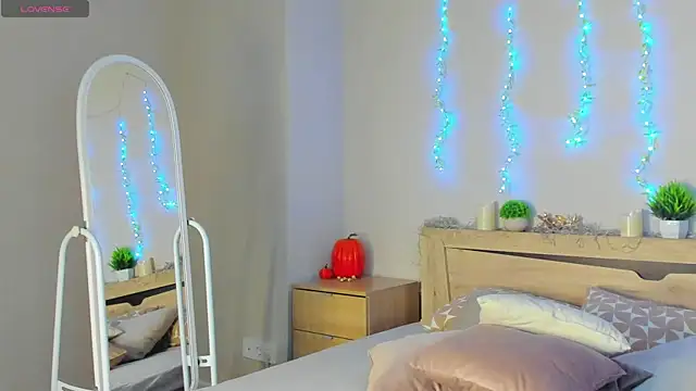 Snapshot of Cherry_Price chatting on 5, 5, 2026 Cherry Price online show from 5, 5, 2026