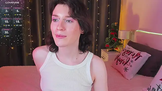 Snapshot of Kolette_Gray chatting on 9, 1, 2025 Kolette Gray online show from 9, 1, 2025