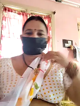 Snapshot of lalitha225 chatting on 9, 12, 2024 lalitha225 online show from 9, 12, 2024