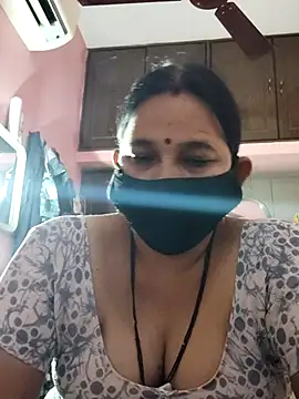 Snapshot of lalitha225 chatting on 21, 12, 2024 lalitha225 online show from 21, 12, 2024