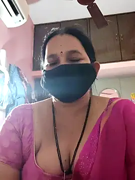 Snapshot of lalitha225 chatting on 30, 12, 2024 lalitha225 online show from 30, 12, 2024
