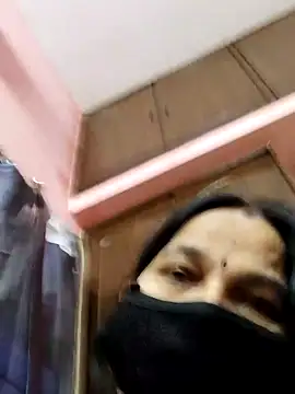 Snapshot of lalitha225 chatting on 8, 1, 2025 lalitha225 online show from 8, 1, 2025