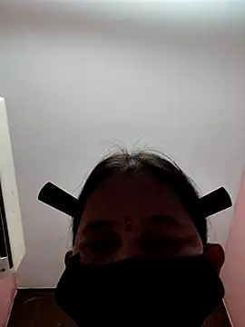 Snapshot of lalitha225 chatting on 22, 2, 2025 lalitha225 online show from 22, 2, 2025