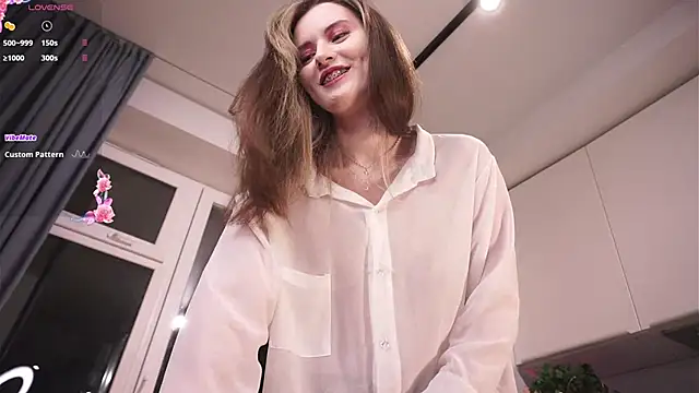 LoraDevon online show from 12, 10, 2025