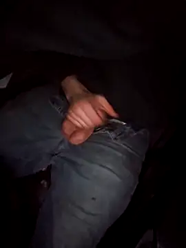 Spunwhiteboy1992 online show from 6, 3, 2026