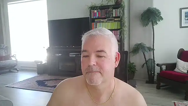 Snapshot of aarosteev2 chatting on 20, 10, 2025 aarosteev2 online show from 20, 10, 2025