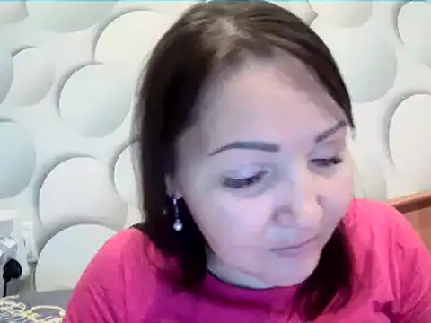 ClaireSunset online show from 17, 4, 2026