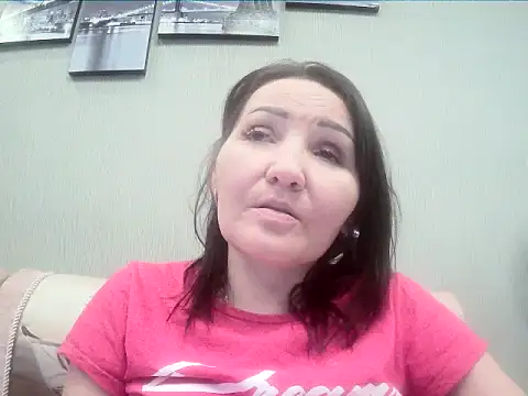Snapshot of ClaireSunset chatting on 5, 5, 2026 ClaireSunset online show from 5, 5, 2026