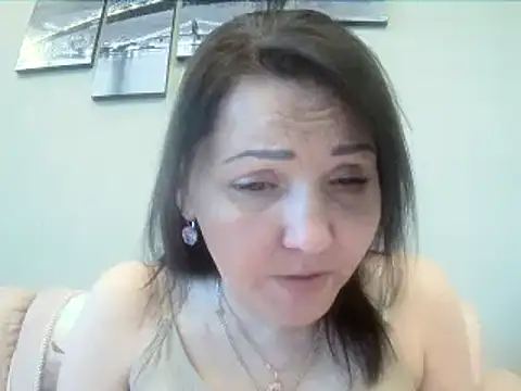 Snapshot of ClaireSunset chatting on 27, 5, 2026 ClaireSunset online show from 27, 5, 2026