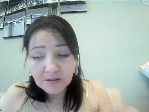 Snapshot of ClaireSunset chatting on 29, 5, 2026 ClaireSunset online show from 29, 5, 2026