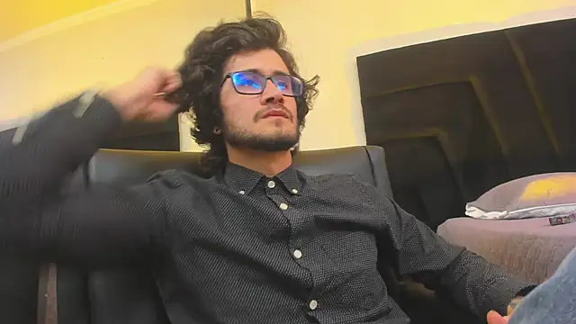 Loggan donnelly online show from 14, 1, 2025