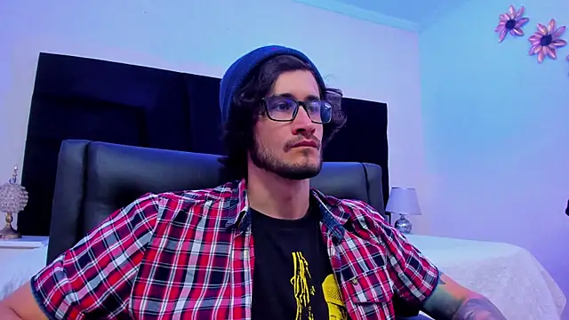 Loggan donnelly online show from 23, 1, 2025