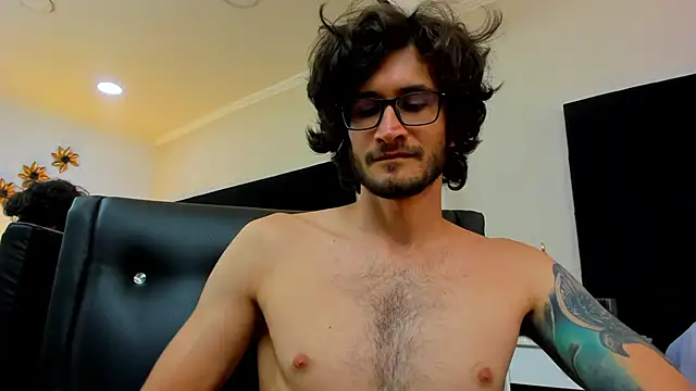 Loggan donnelly online show from 15, 2, 2025